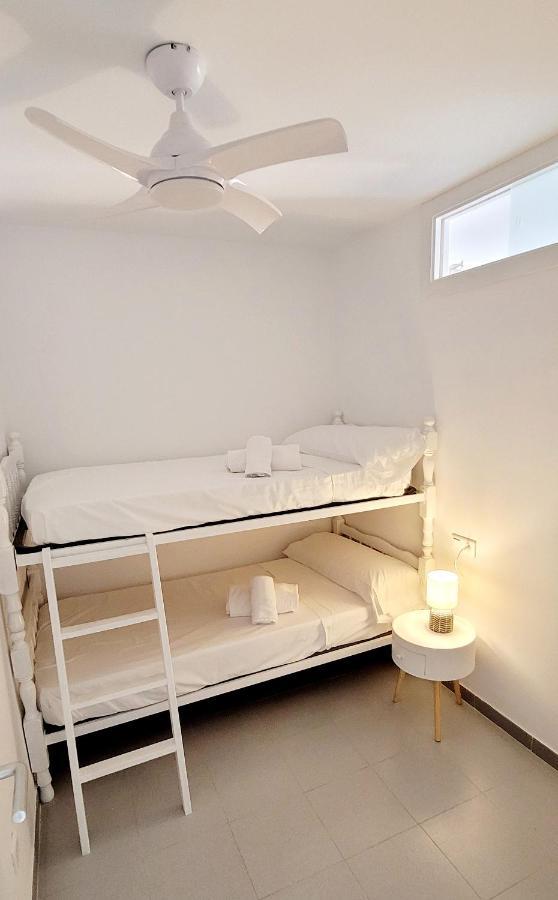 Precioso Apartamento Reformado En 1Ra Linea De Mar Sin Vistas Калелья-де-Палафружель Экстерьер фото