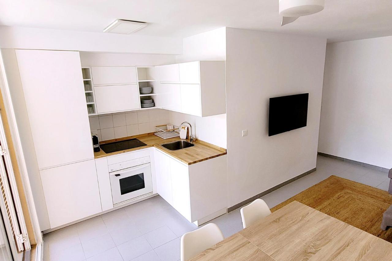 Precioso Apartamento Reformado En 1Ra Linea De Mar Sin Vistas Калелья-де-Палафружель Экстерьер фото